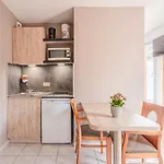 Sejours & Affaires La Beaujoire 3* نانت