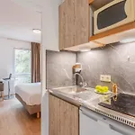 شقة فندقية Sejours & Affaires La Beaujoire 3*
