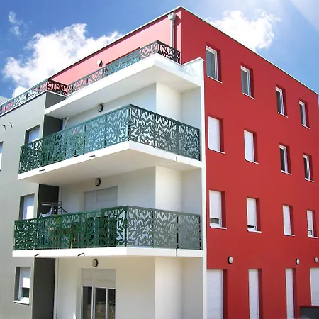 Sejours & Affaires La Beaujoire Aparthotel 3*