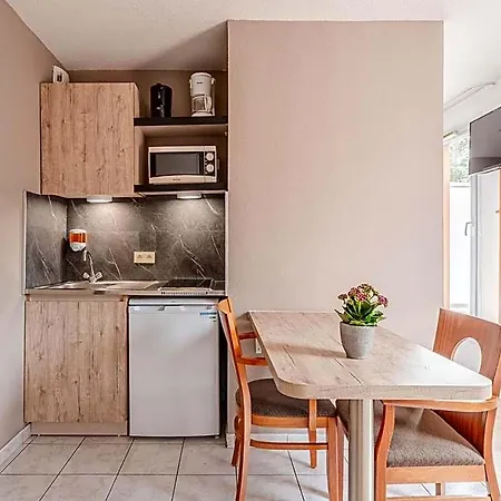 Sejours & Affaires La Beaujoire 3* Nantes