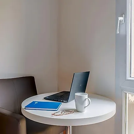 Sejours & Affaires La Beaujoire Apart Otel 3*