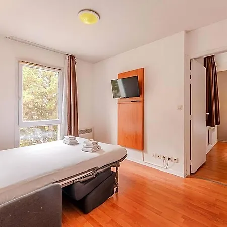 Sejours & Affaires La Beaujoire 3*