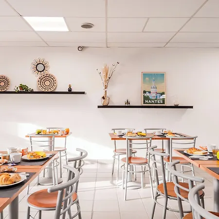 Sejours & Affaires La Beaujoire Apart Otel 3*