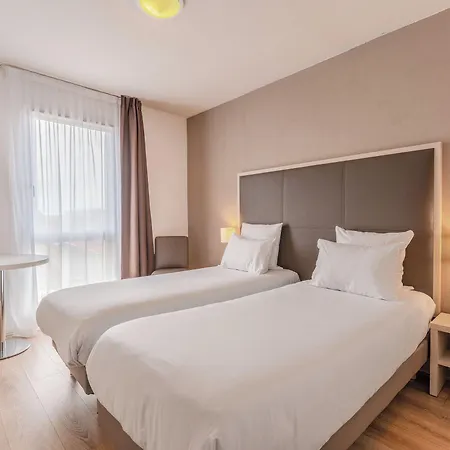Sejours & Affaires La Beaujoire Apart Otel 3*