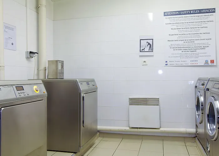 Sejours & Affaires La Beaujoire 3* Nantes