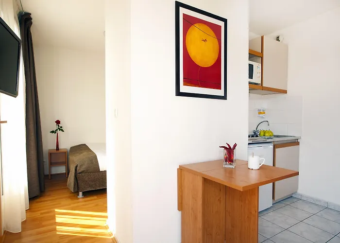 Sejours & Affaires La Beaujoire Aparthotel Nantes