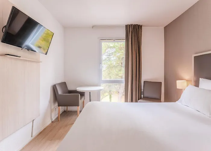 Sejours & Affaires La Beaujoire 3* Nantes