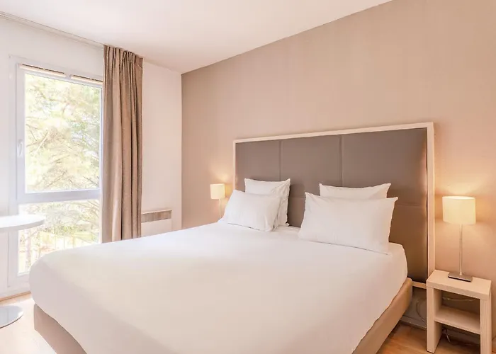 Sejours & Affaires La Beaujoire Aparthotel 3*