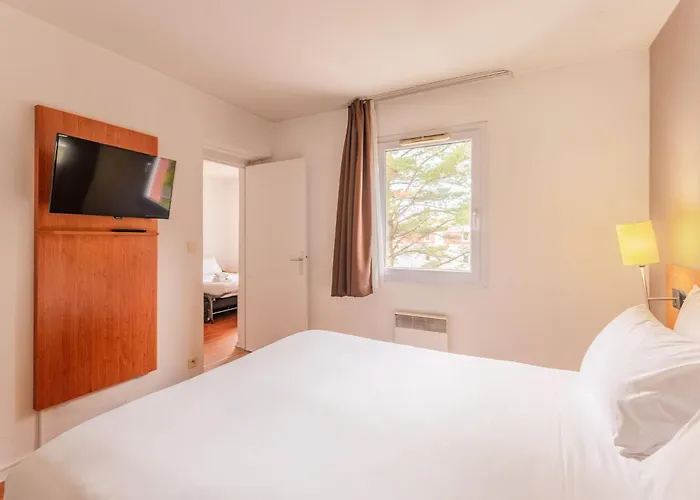 Sejours & Affaires La Beaujoire Aparthotel