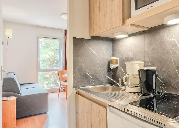 Aparthotel Sejours & Affaires La Beaujoire 3*